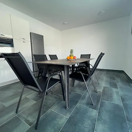 Narona Apartment