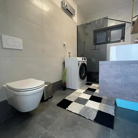 Narona Apartment *