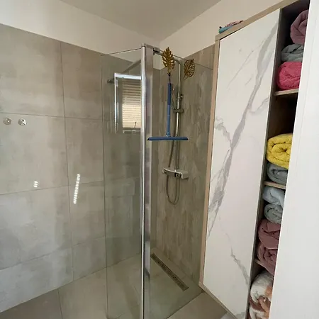Apartman Narona *